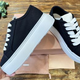 Brushed Leather Sneakers For Women White Platform Pra Shoes Classic Footwear Sneaker Designer High Quality Tennis Shoe Leisure Trainer 90s Fashion