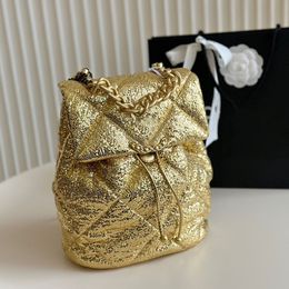 Mulheres 19 Mochila de designer de bolsas de distintivo 25c grande capacidade de couro de diamante Bola de luxo Bolsa de hardware de ouro de ouro Saco de ombro de viagem ao ar livre Sacoche