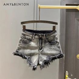 Women's Shorts Retro Worn Looking Washed-out Denim 2024 Summer Tassel Frayed Hem Slim Fit Girl A-line Jeans Booty Short Pants