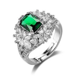 Super scintillante di lusso intarsiato imitazione smeraldo anello aperto a due colori brillante pieno di diamanti