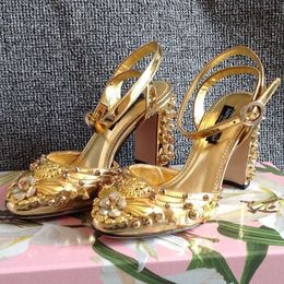 Sandals Slippers Banquet High-heeled Women's Thick Heels, Rivets, Gold Versatile Middle Instagram Trendy, Hollow Rhinestone Evening Dress, High Heels