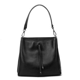 Single 2024 Shoulder Bag Womens Handbag Top Layer Cowhide Fashion Genuine Leather