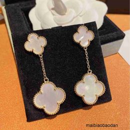 Top Quality Classic Style Fanjia Four-leaf clover Ear Studs Earrings V Gold Thickened Plating 18K Rose White Fritillaria Double Flower