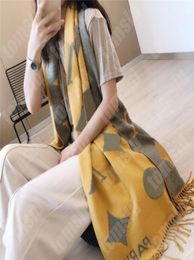 Long Warm Cashmere Designer Scarves For Women Men Fashion Wool Scarfs Brand Old Flower Print Winter Luxury Scarfs Classic Soft Sha7664985