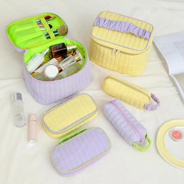 Storage Bags Korean Large Capacity Cosmetic Bag Cloud Zipper Makeup Portable Flip Sundries Pouch Brush Pack For Traveling