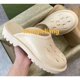 Beach Lover U G Boot Clogs Hole Sandals Holiday Slippers Men Women Flatform Perforated Shoes Foam Sandal Increa Slides Woman High Heel Slipper 002