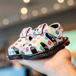 Sandalen geborene Baby Jungen Mode Sommerkinder Kinder weiche Krippen Schuhe Kleinkind Girls Anti Slip
