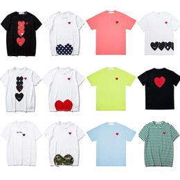 2024 Play Fashion Mens T-shirts Designer Red Heart Shirt Casual Tshirt Cotton Embroidery Short Sleeve Summer T-shirt Asian Sizes f556