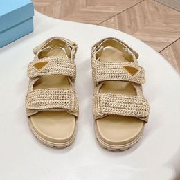 Straw platform designer sandals woven fabric sandalias braided raffia comfort shoes with triangle luxury for women holiday sandal beige black white sh045
