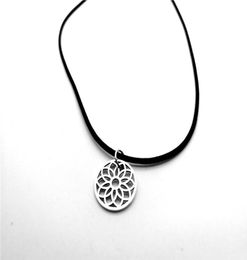 10PCS Simple Hollow Line Rose Sun Flower Petal Necklace Metal Floral Fun Daisy Lotus Dreamcatcher Leather Rope Necklaces6150533