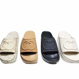 Дизайнеры брендов Женские женские полые платформы сандалии женский слайд -слайд с Lnterlocking G Lovely Sunny Beach Woman Shoes Slippers K29E#