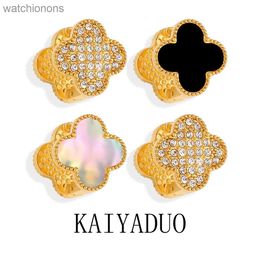 Kvinnors toppklass Vankelfe Original Designer Earrings Style Light Luxury Full Diamond Four Leaf Clover Titanium Steel Ear Buckle For Smycken med logotyp