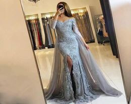 Trendy Lace Appliques Evening Dresses Front Split Long Sleeve Saudi Mermaid 2018 Formal Party Prom Dresses Pageant Gowns Robe De S2135117