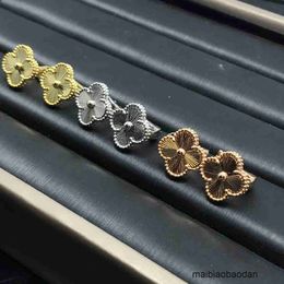 최고 품질의 클래식 스타일 하이 버전 Fanjia Lucky leguck 4 Leaf Clover Earshot v Gold Plated 18k Rose White Fritillary Red Black Agate Eargings Stone Earss