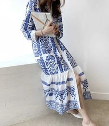 Ethnic Clothing Bohemia foreign trade long dress blue and white porcelain printed ladies shirt long national style dress d240419