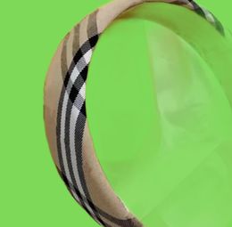 2Colors Super Quality Classic BLetter Designers Headband Mix Colours Stripes Pattern Brand Headband Women Hair Hoop Hair Accessori7563492