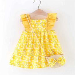 Girl's Dresses 2-Piece/Set Free Woven Bag Girls Dress Summer Flying Sleeves Flower Bow Pastoral Style Dress 0-3 Years Old d240423