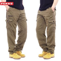 FGKKS Men Multi-pocket Cargo Pants Zipper Pure Cotton Straight Leg Pants Loose Casual Solid Colour Construction Pants 240409