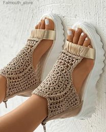 Sandals Golden Knitted Womens Wool Sandals 2024 New Knitted Elastic Summer Shoe Mesh Flat Bottom Hollow Womens Sandals Q240419