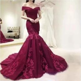 2024 Mermaid Evening Dresses Burgundy Off Shoulder Cap Sleeve Lace Appliques Beaded Prom Gowns Plus Size Formal Party Dress
