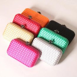 Evening Bags 2024 Design Purses And Handbags Designer Box For Women Artificial Silk Clutch Bag Banquet Shoulder B538