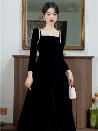 Casual Dresses French Women Victorian Style Velvet Mediaeval Dress Puffsleeve Beading Quinceanera Birthday Dinner Party Black Midi Vestido