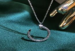 Titanium steel rose gold inlaid diamond nail Necklace luxury simple fashion curved nail pendant clavicle chain hx331t8254531