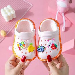 86CD Sandals Summer Kids Sandals Hole Childrens Shoes Slippers Soft Anti-Skid Cartoon DIY Design Hole Baby Shoes Sandy Beach For Boys Girls 240419