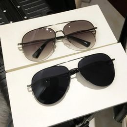 Fashion Gradient Sunglasses for Men Punk Pilot Sun Glasses Brand Designer Shades Travel Driving Lunette De Soleil Homme UV400 240417