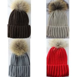 Caps Beanieskull Jancoco Max Real Fur Pompom Hat Women Men Genuine Raccoon Dog Ball Cap Winter Fashion Elastic S1473 230829