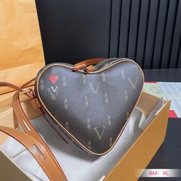 5A Designer Purse Luxury Paris Bag Brand Handbags Women Tote Shoulder Bags Clutch Crossbody Purses Cosmetic Bags Messager Bag W527 03