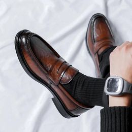 Casual Shoes Business Loafers Men Slip On Leather Dress ShoesThick Soled Oxford Simple Style Driving