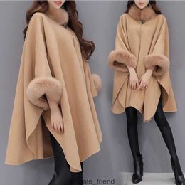 Women Capes Cloak Fur Neck Design Womens Winter Clothing Outerwear Tops Loose Fashion Coats Capes Ladies Wool Blends Coats S-3XL