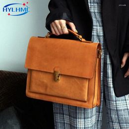 Briefcases 2024 Vintage Top Layer Cowhide Women Briefcase Leather Large Capacity Handbags Business Versatile Shoulder Messenger Bag