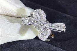 Fashion Lovely Bow Designer Band Rings for Wedding Shining Crystal Luxury Ring with CZ Diamond Stone for Women6599045