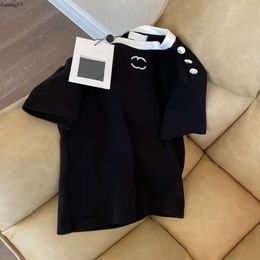 Chanclas Shirt Designer For Women Shirts With Letter Dot Fashion Tshirt With Embroidered CC Letters Summer Short Sleeved Brand Chanells 6664