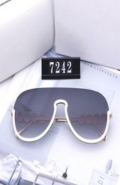 Design women Sunglasses Fashion sun glasses UV400 protection big connection lens Frameless Top Quality Come With Package Des Lunet9448126