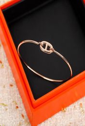 Fashion style Top quality punk charm hollow design bracelet in silver and rose gold plated for women wedding jewelry gift have box7573726