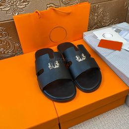Designer Luxury Chypre Slippers Beach Comfortable Flat Sandals Calf Leather Natural Suede Leather Goatskin Brown Black Men Style