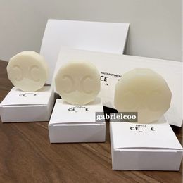 Designer soap tablet classic logo printing Circular perfume soap lasting fragrance mild clean bath soap herbal fragrance 100g*3