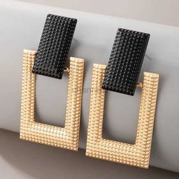 Other Korean Fashion Earrings For Women Exaggerated Personality Metal Electroplate Rectangle Simple Double Colour Block Trend Jewellery 240419