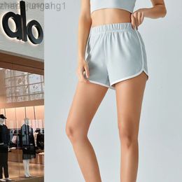 Desginer Alooo Yoga Shorts Woman Pant Top Women Womens High Waist Sports Shorts Fitness Running Exercise Quick Dry Breathable Casupants