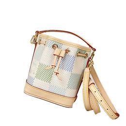 LOULS VUTT Travel Holder Checkerboard Diagonal Mini 24ss Handbag Bags Bucket Bag For Card Women Designer Crossbody Ladies Luxury Outdoor Con