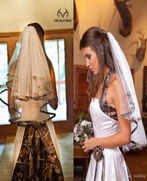 2022 Fashion Camo Bridal Wedding Veils With Comb Two Layers Soft Tulle Elbow Length Wedding Veil High Quality New5292700