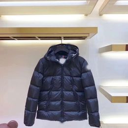 デザイナーラグジュアリーチャパイクラシッククラシック秋と冬2022年メンズホワイトダックダウン冬の肥厚コートとフード付きアルファベットを刺繍したジャケット