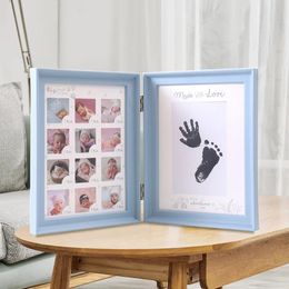 Create Lasting Memories with Baby Hand Footprint Makers for borns Infants Ink Pad Print Foldable Po Frame 240403