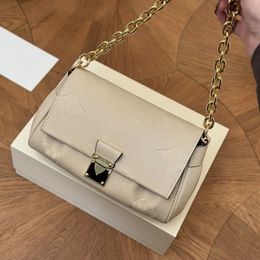 24SS Women's Luxury Designer Milkshake White Handbag Women's Handbag Shoulder Bag Crossbody Bag Underarm Bag Solid Color Make Putg