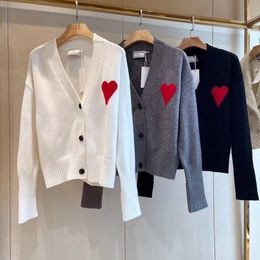 Designer sweater love heart embroidery woman lover cardigan knit crew neck high neck womens fashion letter white black long sleeve garment cardigan shirt