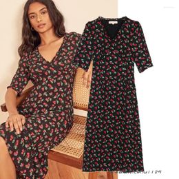 Casual Dresses Lightly Mature French Style V-neck Cherry Print Holiday Dress Retro Waist-Controlled White Overknee