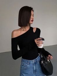 Fashion Skew Collar Off-shoulder Long-sleeved T-shirts Women Spring Solid Slim Fit Crop Top Sexy Hollow Out Tees Shirts 240419
